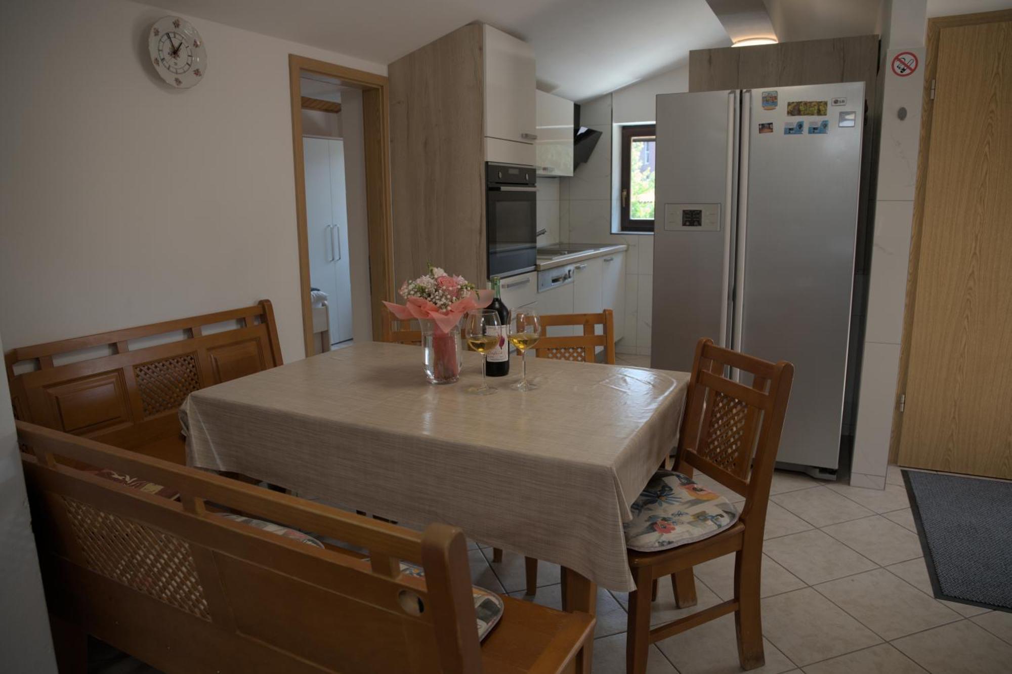 Apartmaji Soncek Ізола Екстер'єр фото