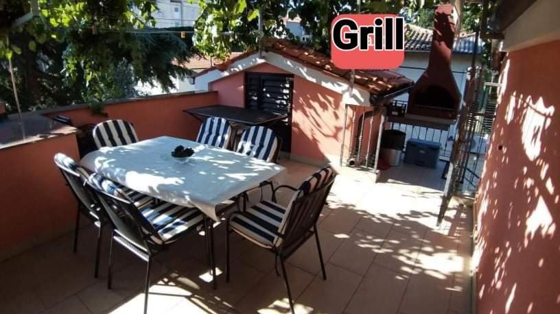 Apartmaji Soncek Ізола Екстер'єр фото