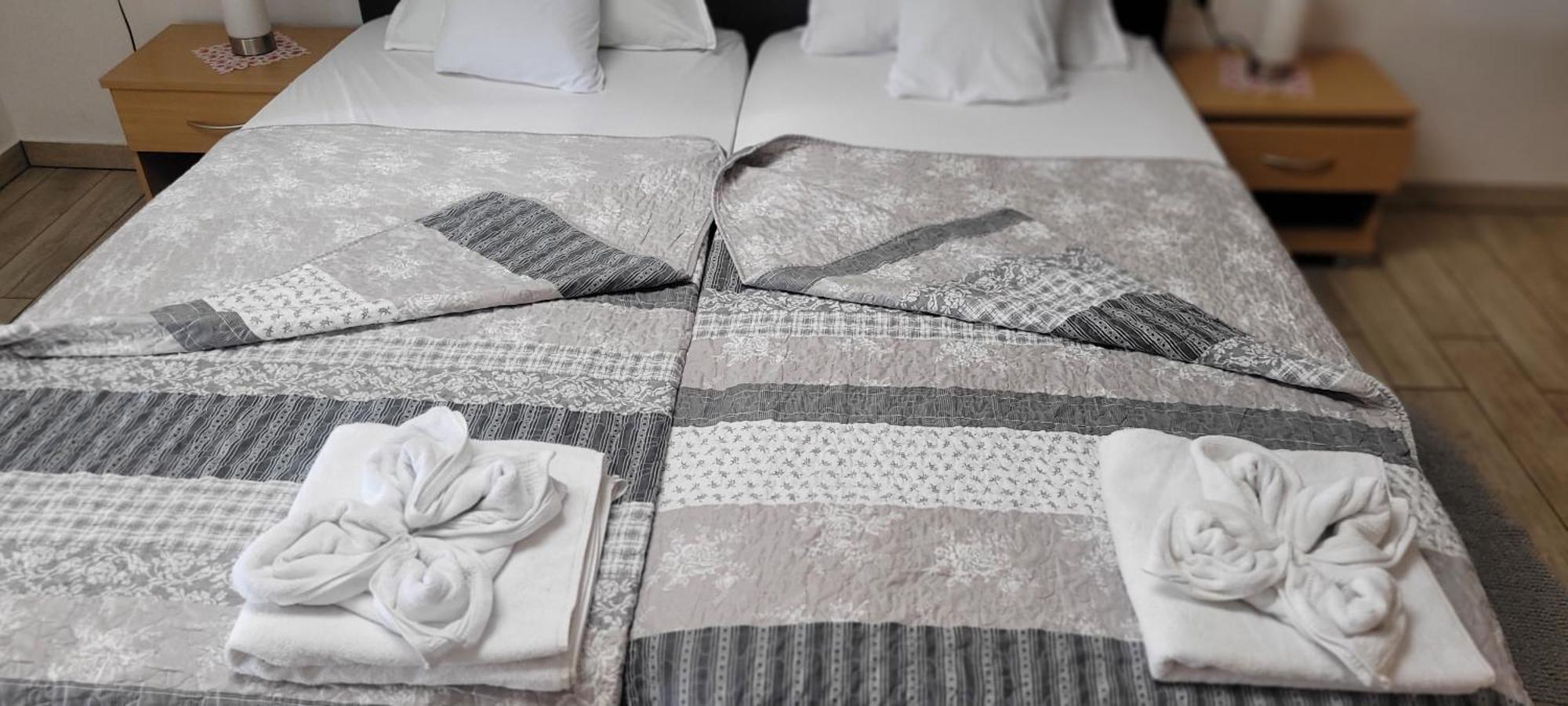 Apartmaji Soncek Ізола Екстер'єр фото