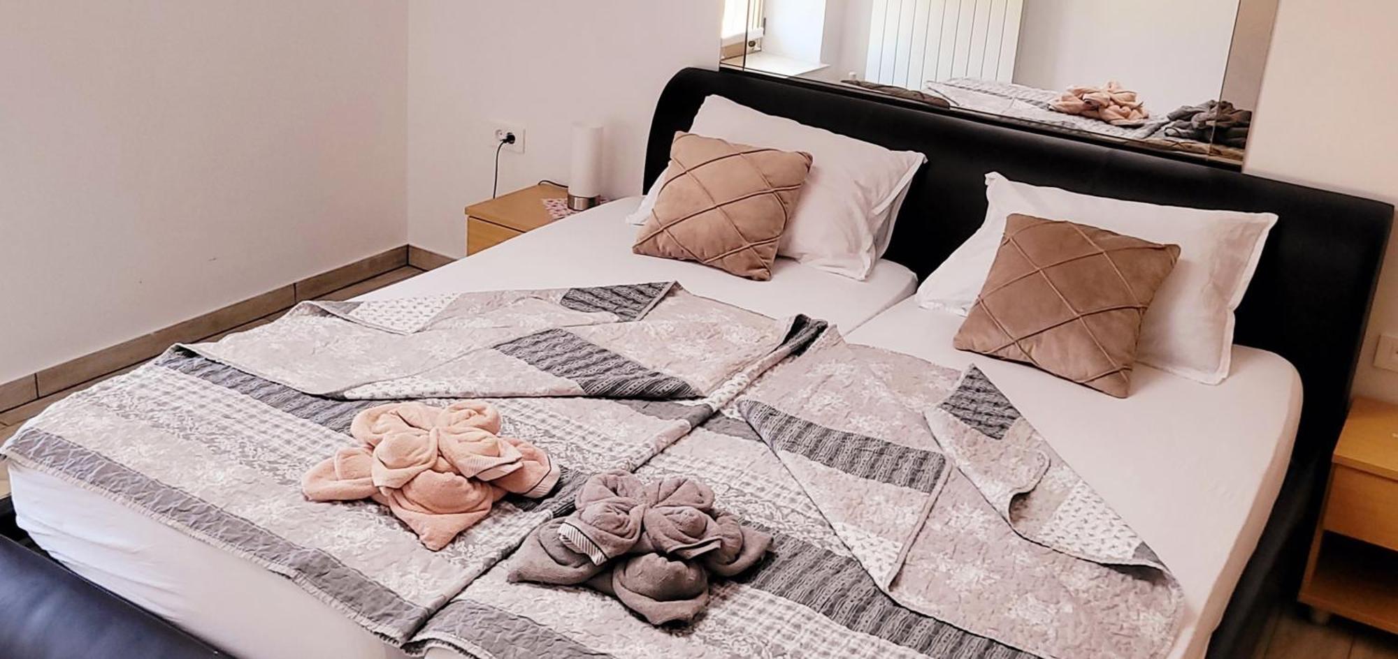 Apartmaji Soncek Ізола Екстер'єр фото